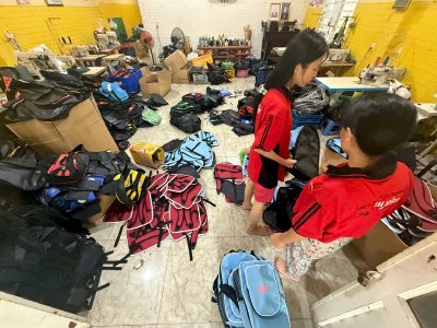 Ba lô sỉ phục vụ từ thiện – Giải pháp cho các tổ chức và cá nhân thiện nguyện