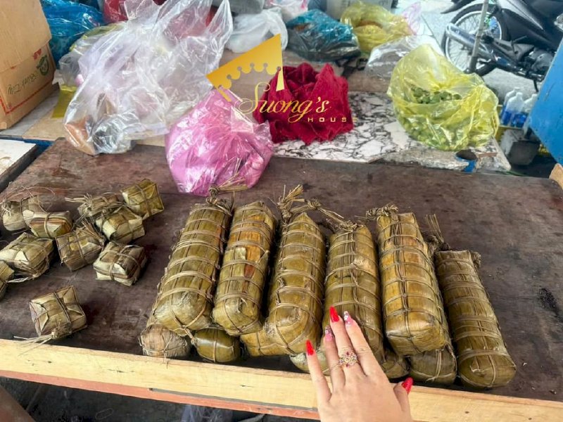 Bánh Tét nhân mỡ và chuối nhà quê nấu củi đủ lửa siêu mền, dẻo, ngon, đòn 900gram - SH234