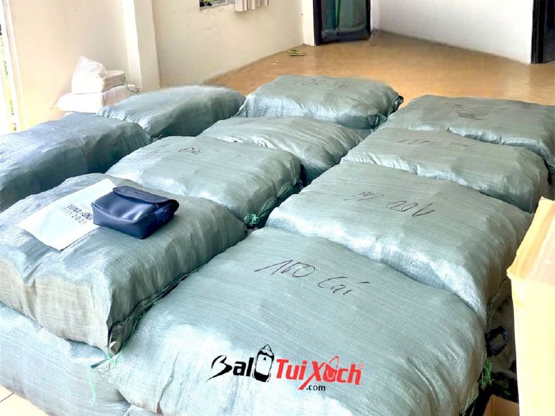 Sản xuất quà tặng túi đeo đựng tài liệu - SH41